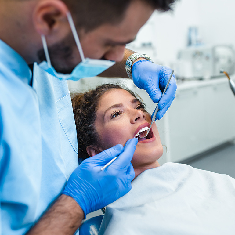 Zirconium crowns